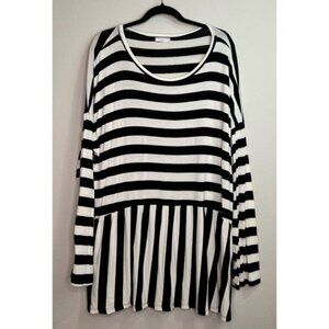 NWOT Chic Soul Women’s‎ Plus Size 2X Top Blouse Black & White Stripes